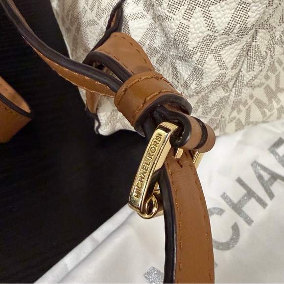 Michael Kors Rhea Signature Logo Slim Backpack in Vanilla/Acorn - Picture 5 of 15